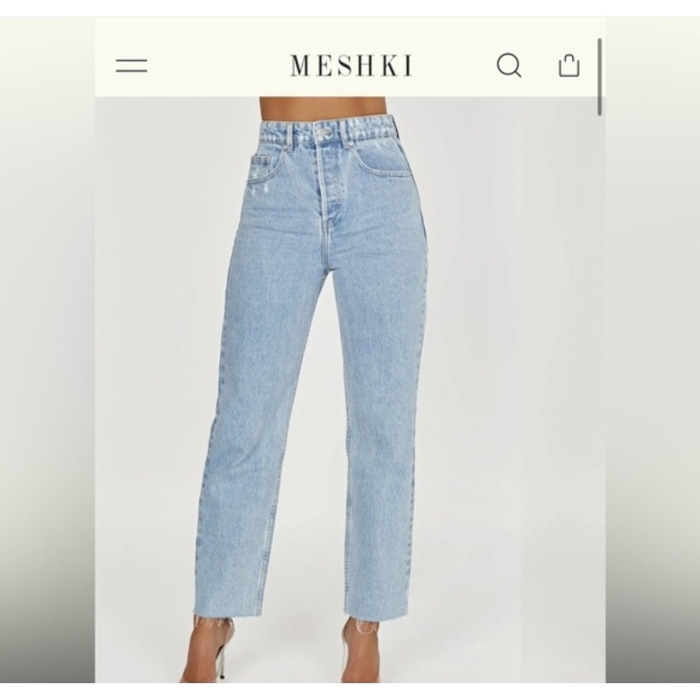 MESHKI Tina Mom Jean Mid Blue Wash High Waisted Straight Leg Raw Hem Size 10 194